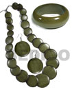 stained green wood jewelry set